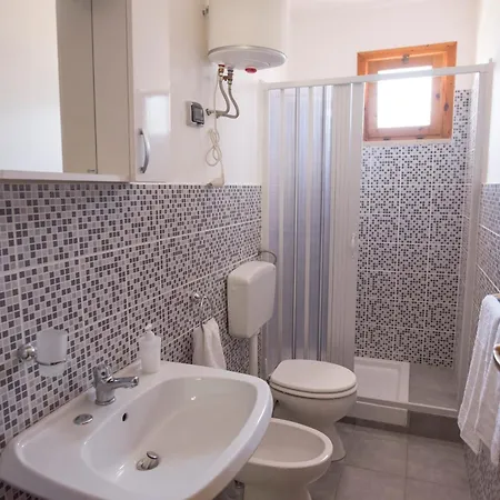 Apartment 200 Meters From The Sea, Wifi, Self Catering *
