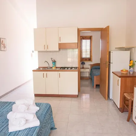 200 Meters From The Sea, Wifi, Self Catering Case San Marco