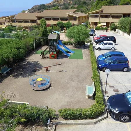 Apartment 200 Meters From The Sea, Wifi, Self Catering *