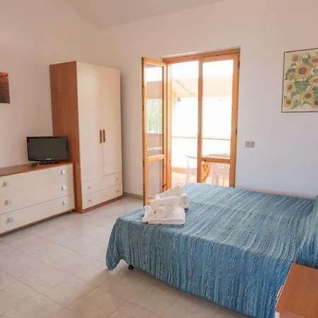 200 Meters From The Sea, Wifi, Self Catering * Case San Marco